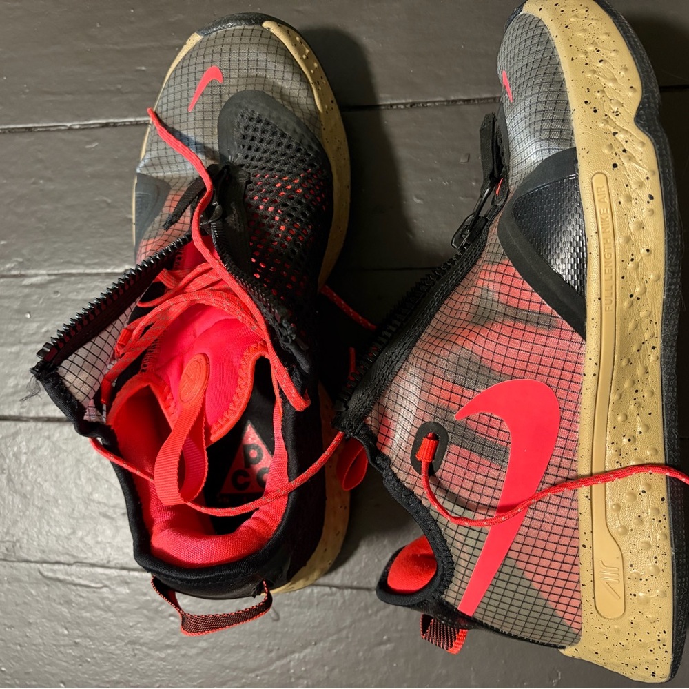 Nike Men's Sneakers - Black, Red, and Beige